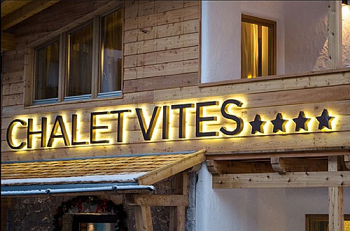 4 stars B&Bs in Canazei (****) Canazei: Chalet Vites Mountain Hotel