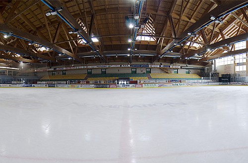 ICE Arena Alba di Canazei: Palaghiaccio Gianmario Scola