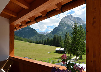 Rooms for rent and B&B in Canazei in Canazei - Scenery - Photo ID 211