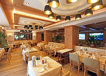 Hotel 4 stelle a Canazei (****) a Canazei. Sala da pranzo