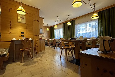 Rooms for rent and B&B in Canazei in Alba di Canazei - Public areas - Photo ID 404