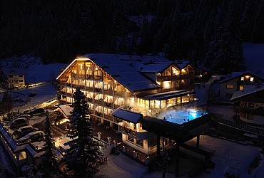 4 stars Superior Hotels in Canazei (****S) in Canazei - Wellness - Photo ID 418