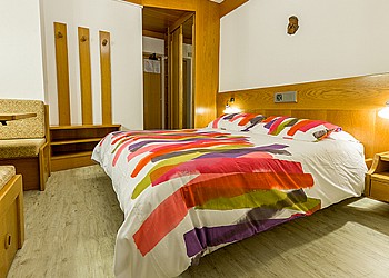 Hotel 3 stelle a Canazei (***) a Canazei. standard room