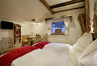 3 stars Hotels in Canazei (***) in Canazei - Comfort - Ladina - Photo ID 258